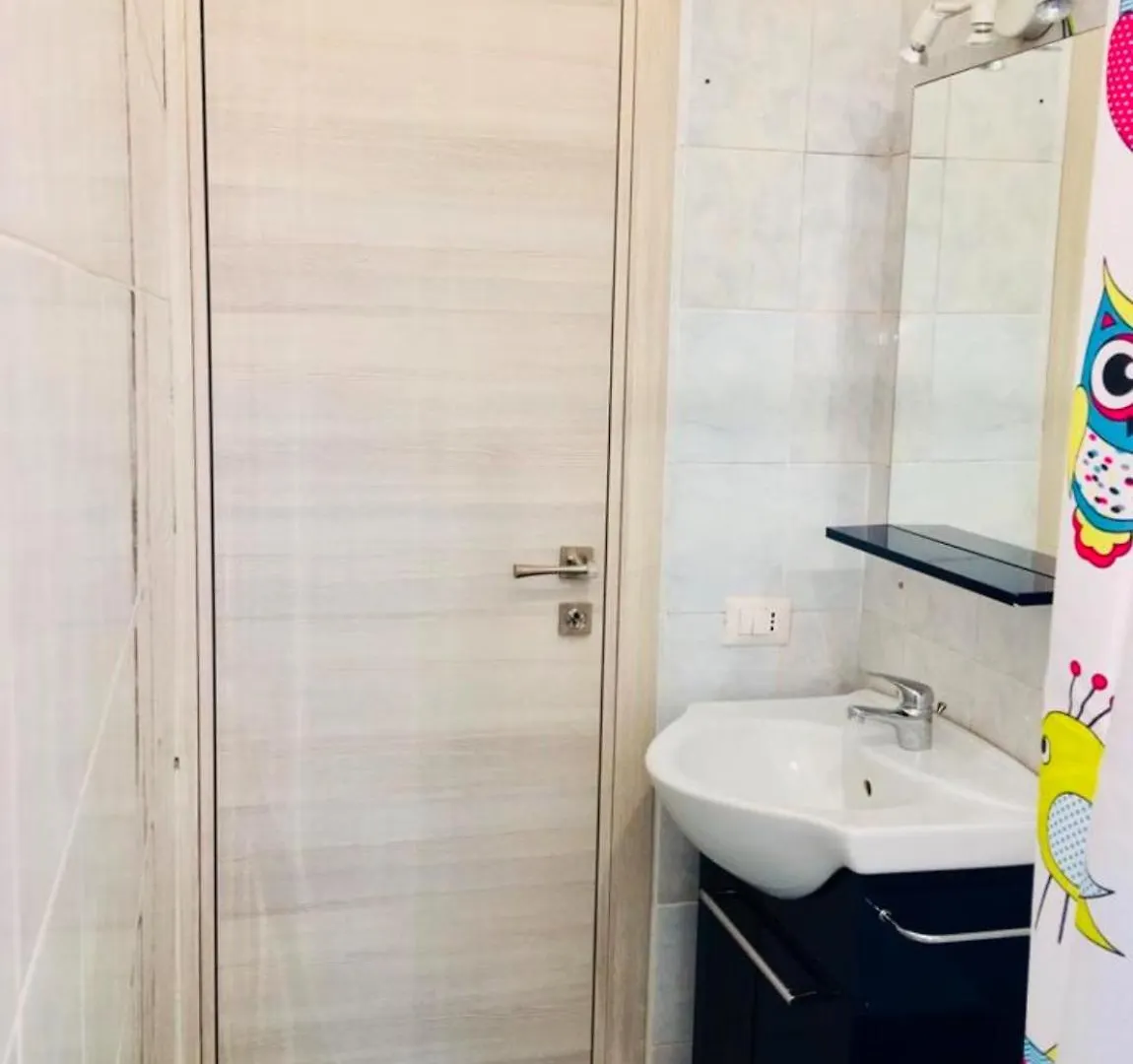 Milan City Beautiful Apartment Close To The Metro With Big Balcony